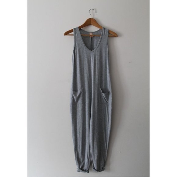 Smash & Tess Saturday Romper in Jillian Grey Size XXS Pockets - Picture 3 of 7